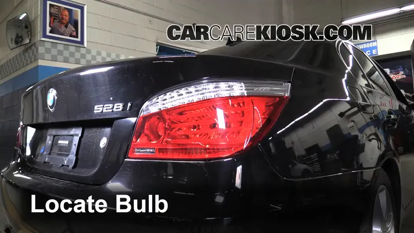 2010 BMW 528i 3.0L 6 Cyl. Lights